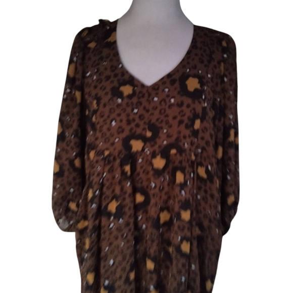 Umgee Leopard Print Long Sleeve Ruffle Shoulder V Neck Dress Size Small - Picture 6 of 10